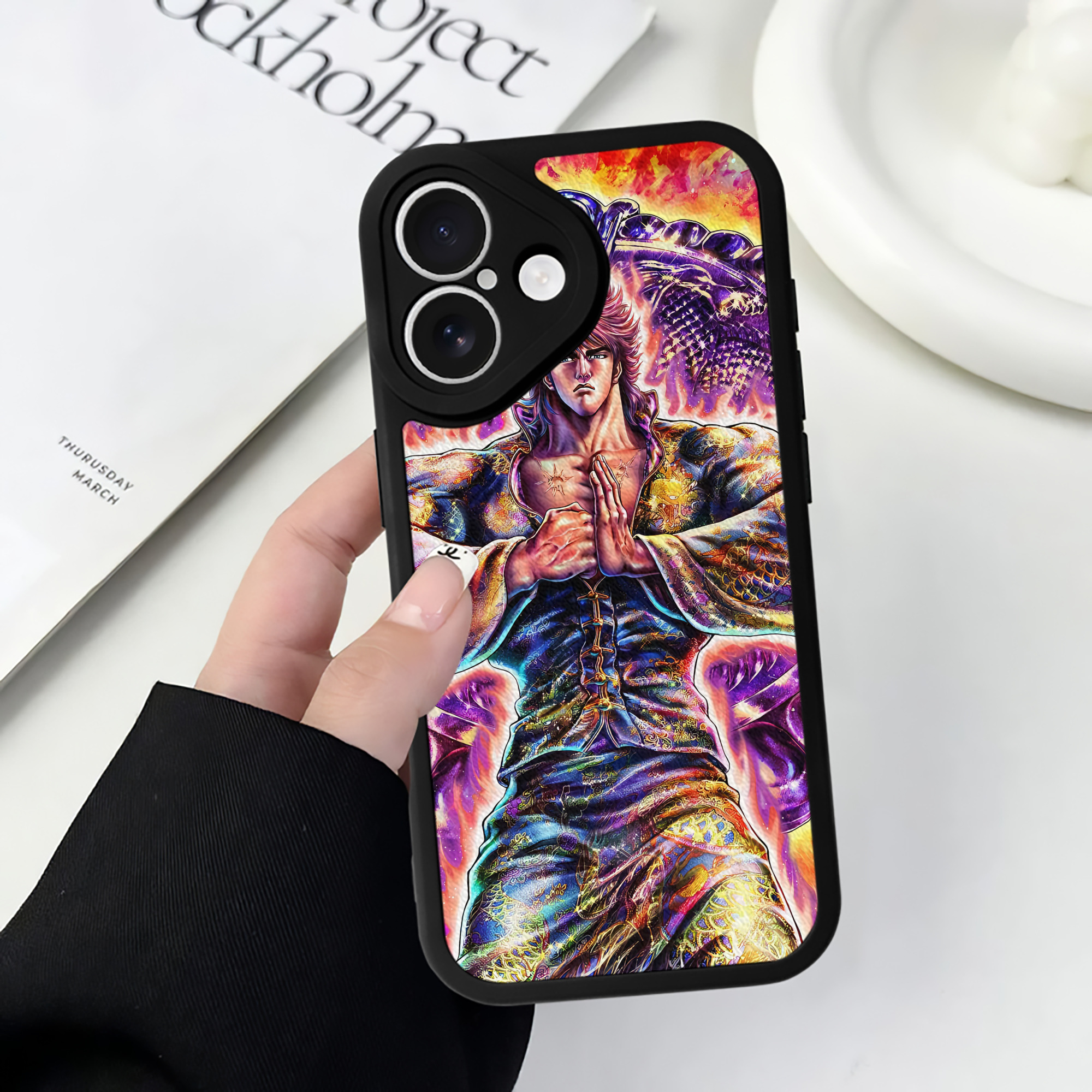 （画像用） 北斗の拳 Fist of the North Star 【iPhone 16シリーズ対応】シリコンスマホケース（レザー調） 材質：シリコン